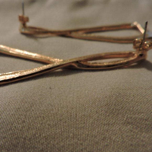 Gold Metal Post Earrings 2 1/2 " - Picture 5 of 7